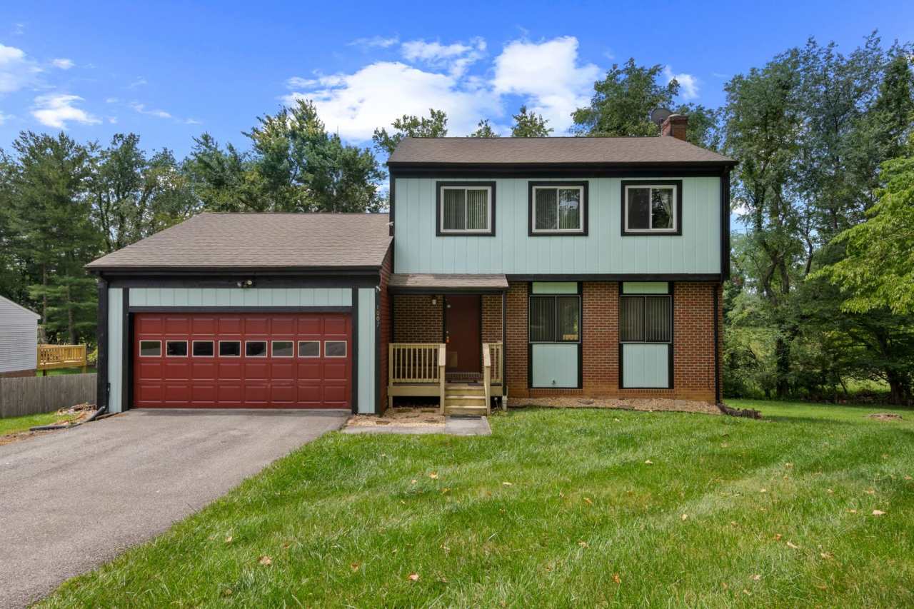 3 or 4 Bed/ 3 1/2 bath