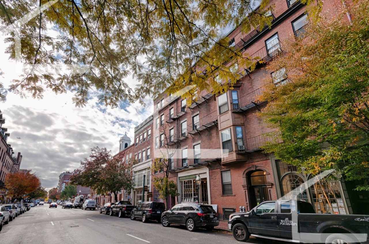 nice studio in Beacon Hill available now