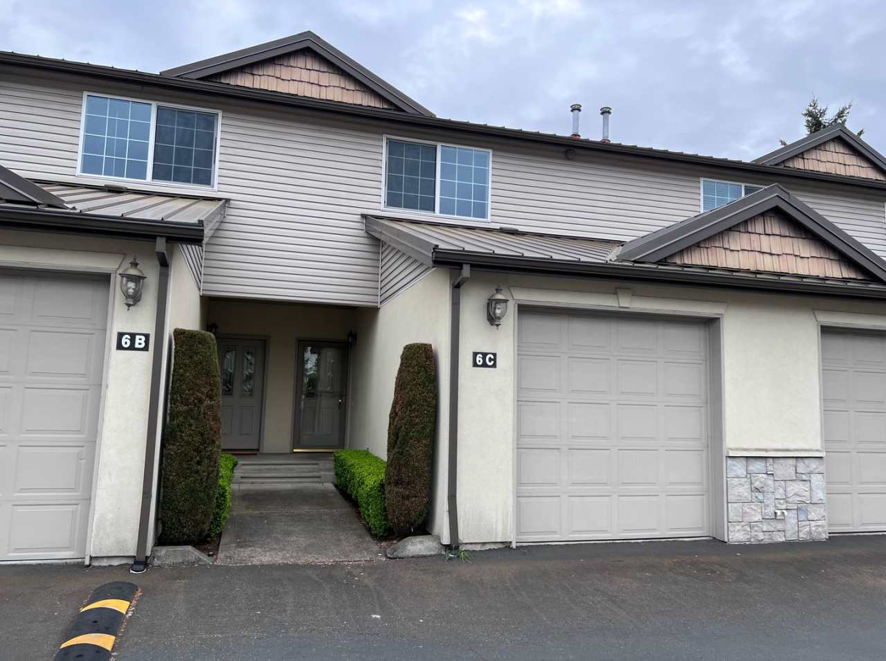 Lovely 2 Bedroom Condo in Gated Community - Auburn