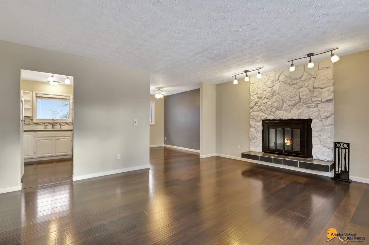 South Anchorage Townhouse for Rent