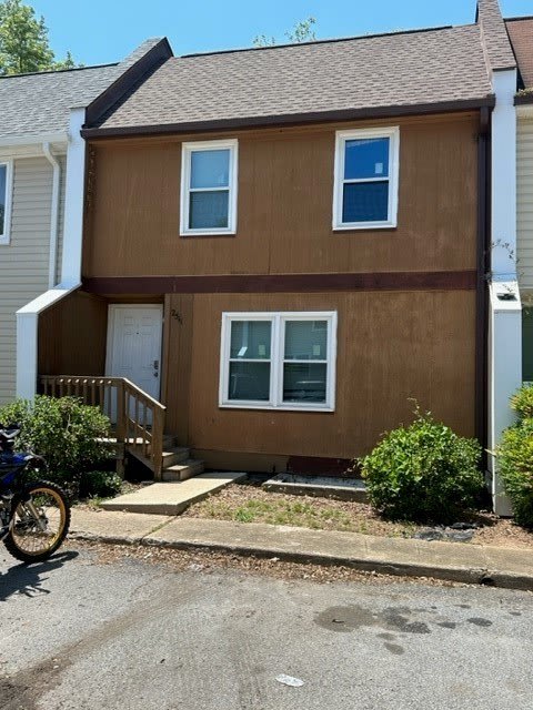 251 N Clemson Avenue unit: 2