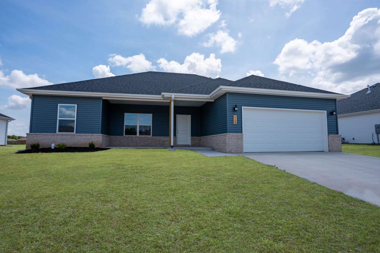 BRAND NEW 3 BEDROOM HOME - Mount Vernon, MO