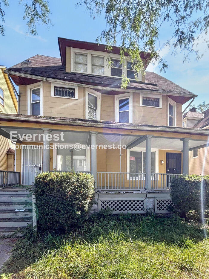 2213 East 82nd Street