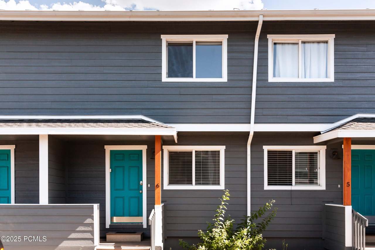 1384 Park Avenue unit: 6