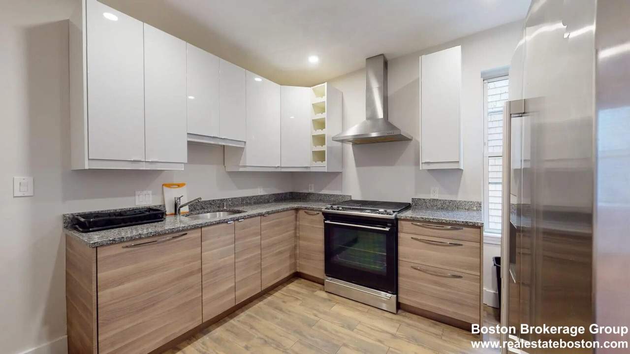 Beautiful 3 Bed Coming Available