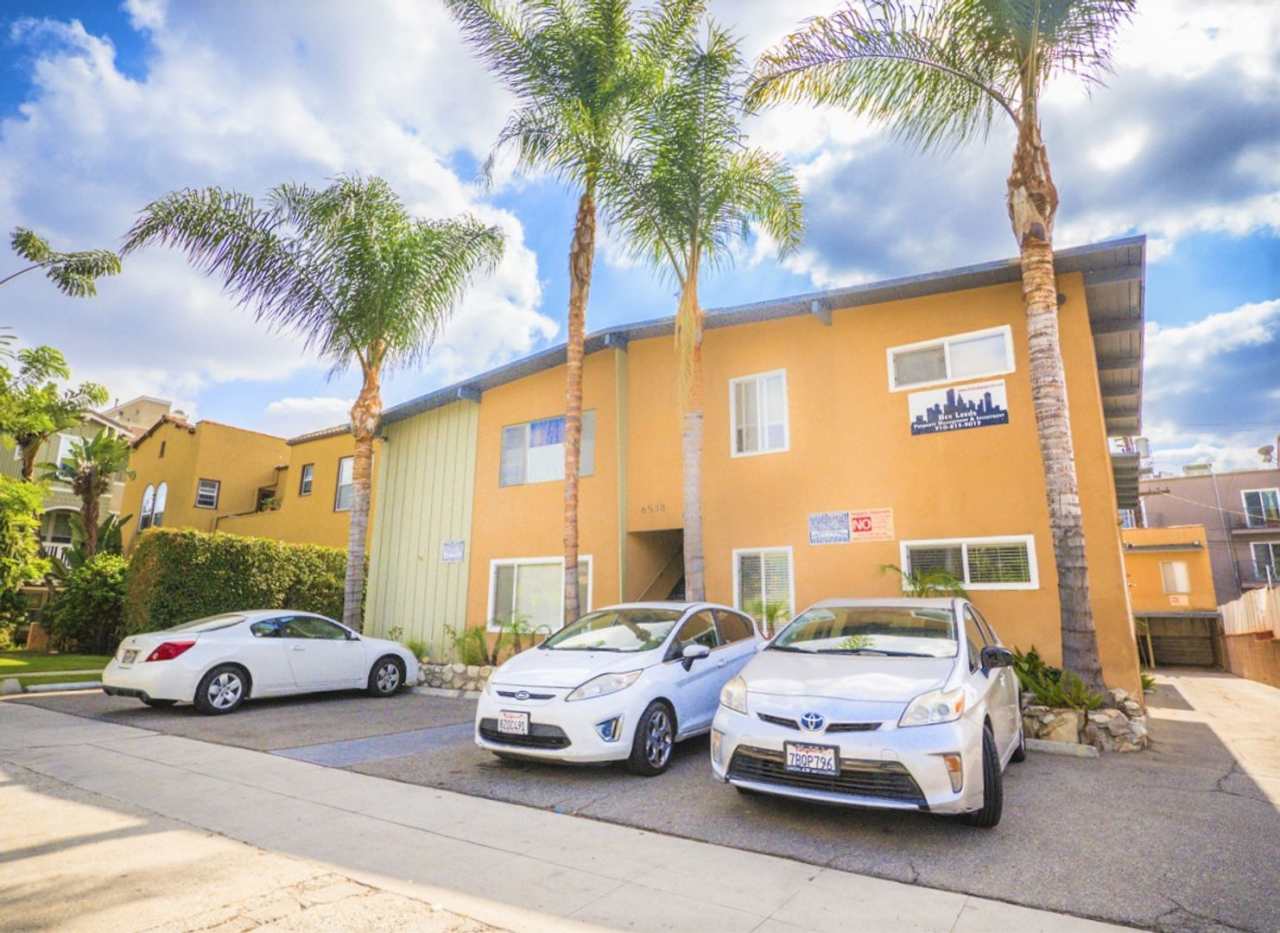 6538 Fountain Ave.