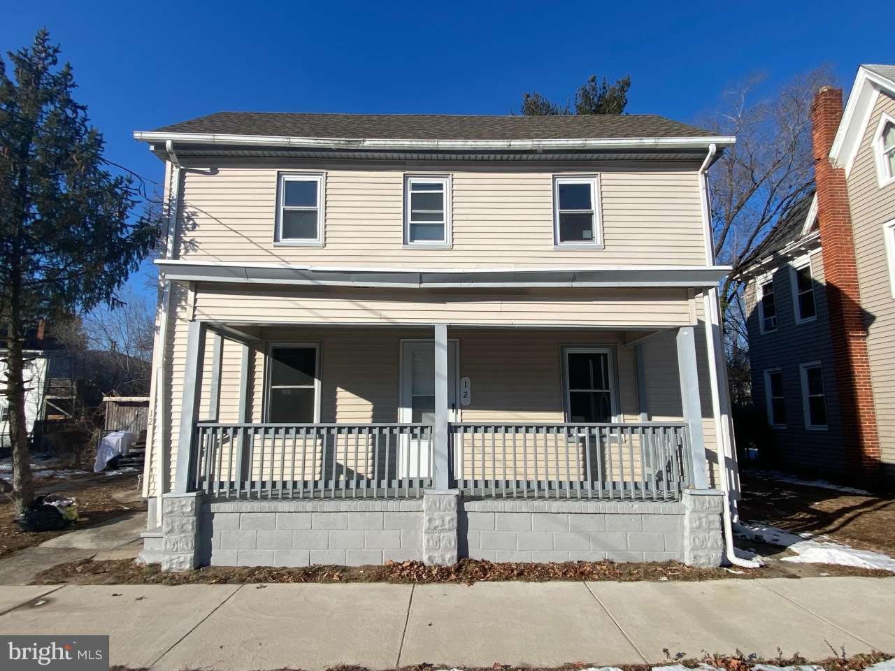 12 N 5TH STREET