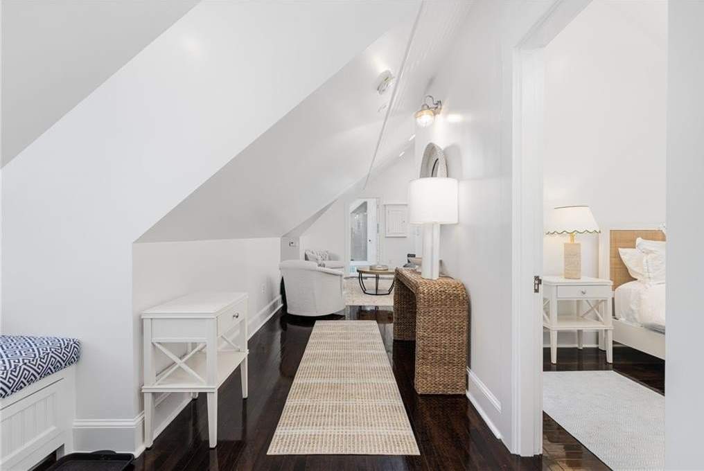 8 Brenton Road unit: 3