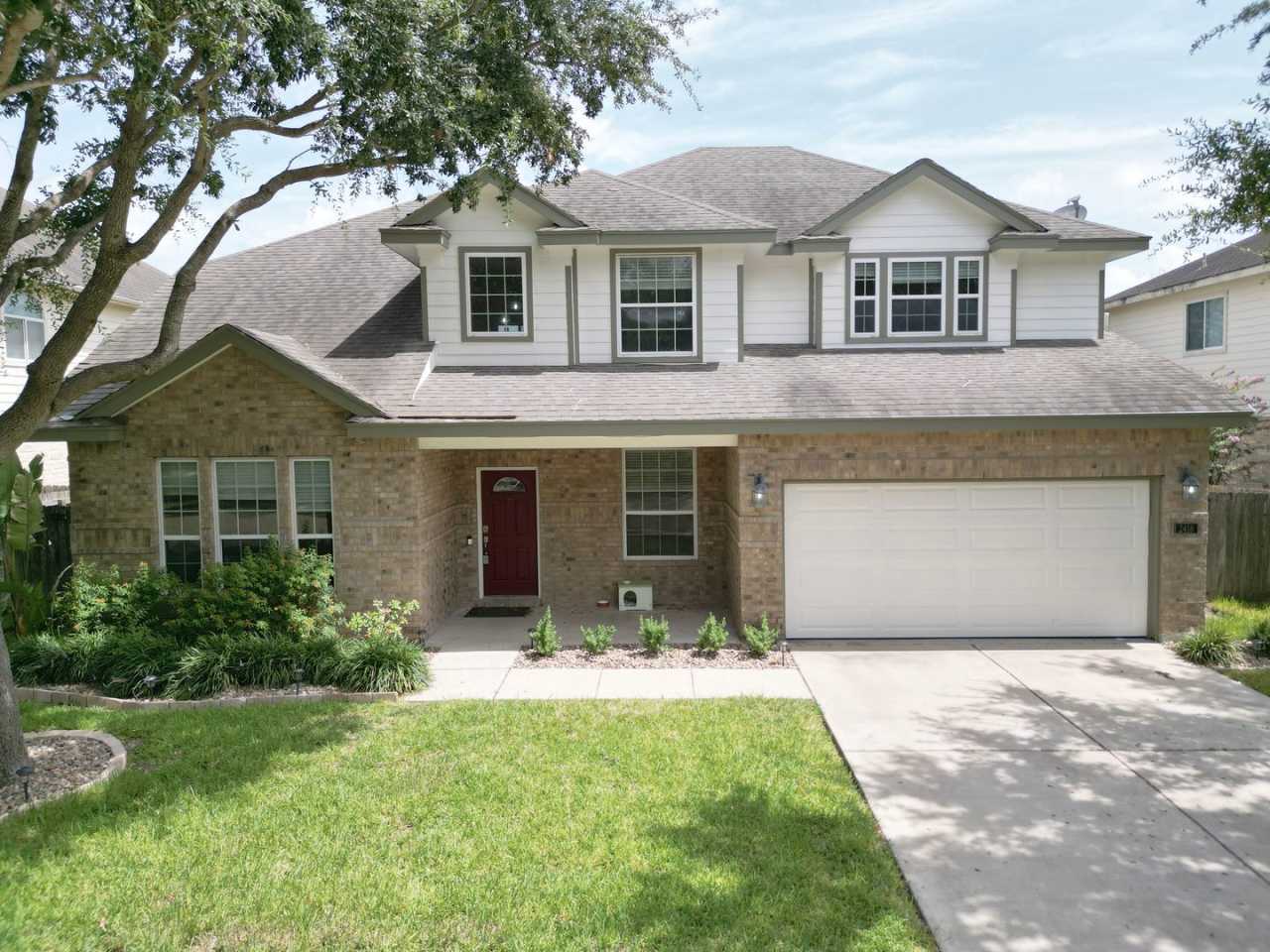 Beatutiful 5Bed/3Bath in Mcallen TX Now Available