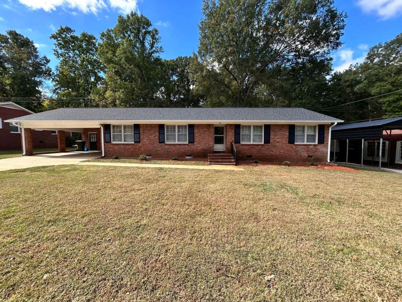 3 Bedroom, 2 Bathroom Winthrop Heights