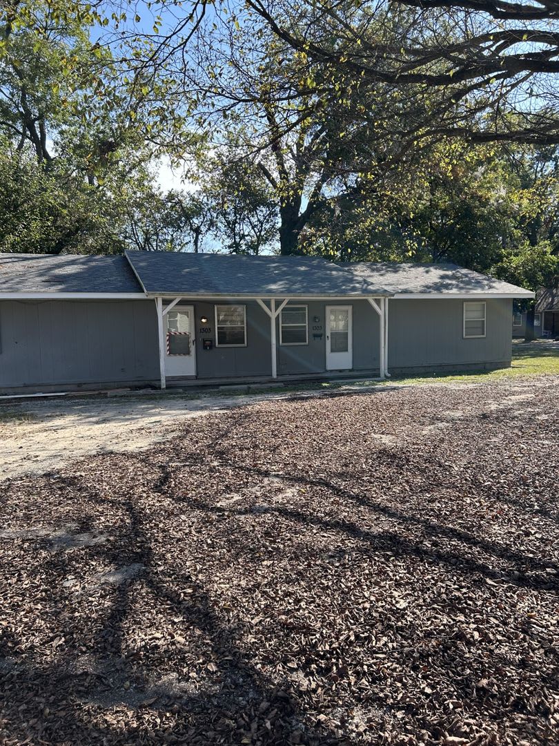1301 E 9th Duplex