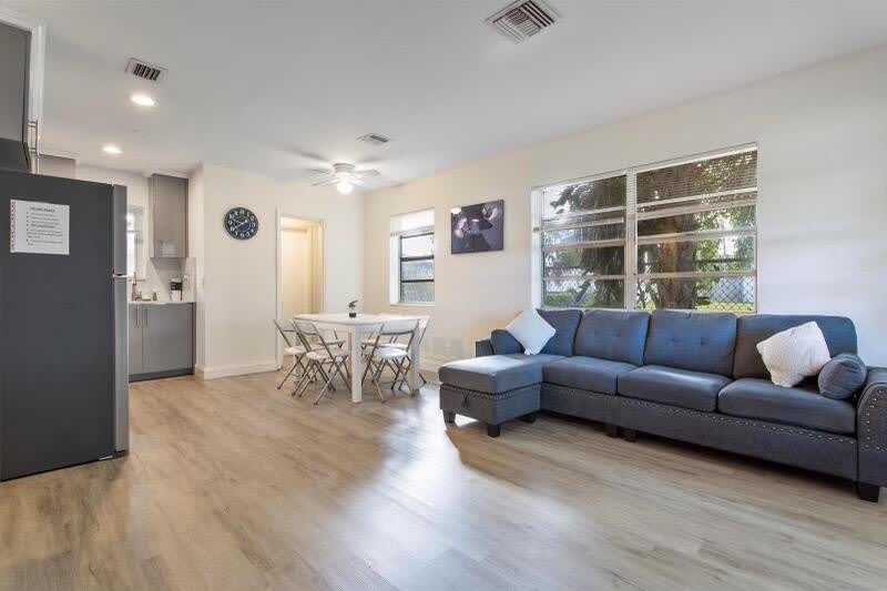 113 Phippen Waiters Road