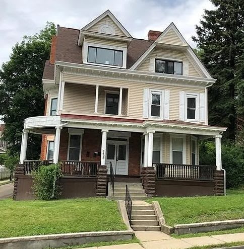 1494-1496 Crafton BoulevardApartment 3