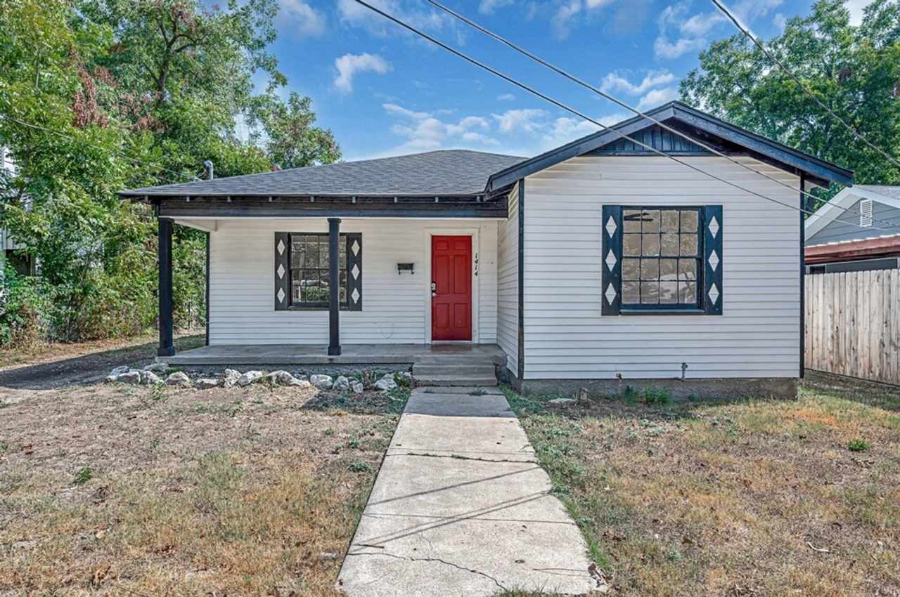 Charming 2BD 1BA Home in Waco - Available in April!