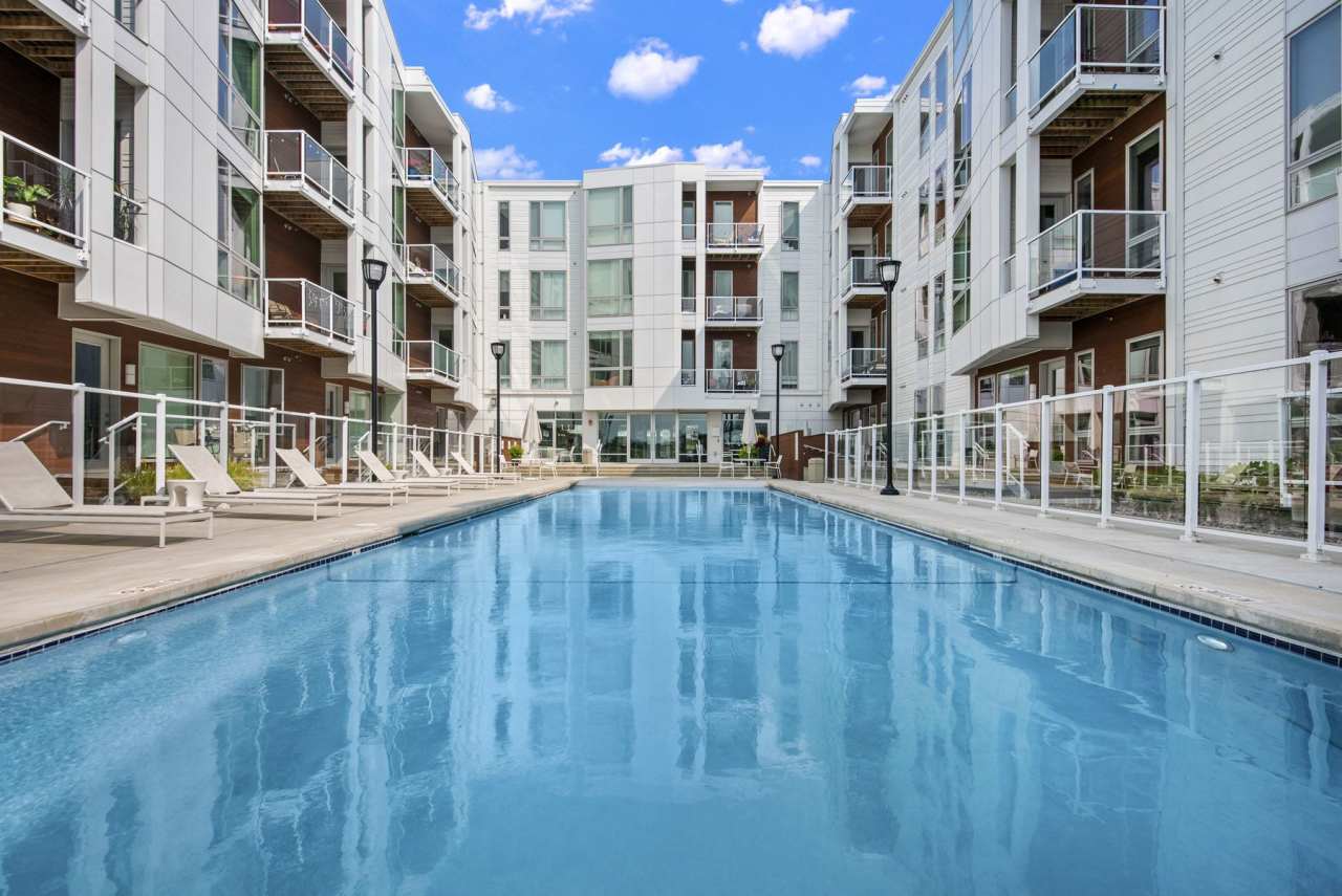 Emerald Row Apartments