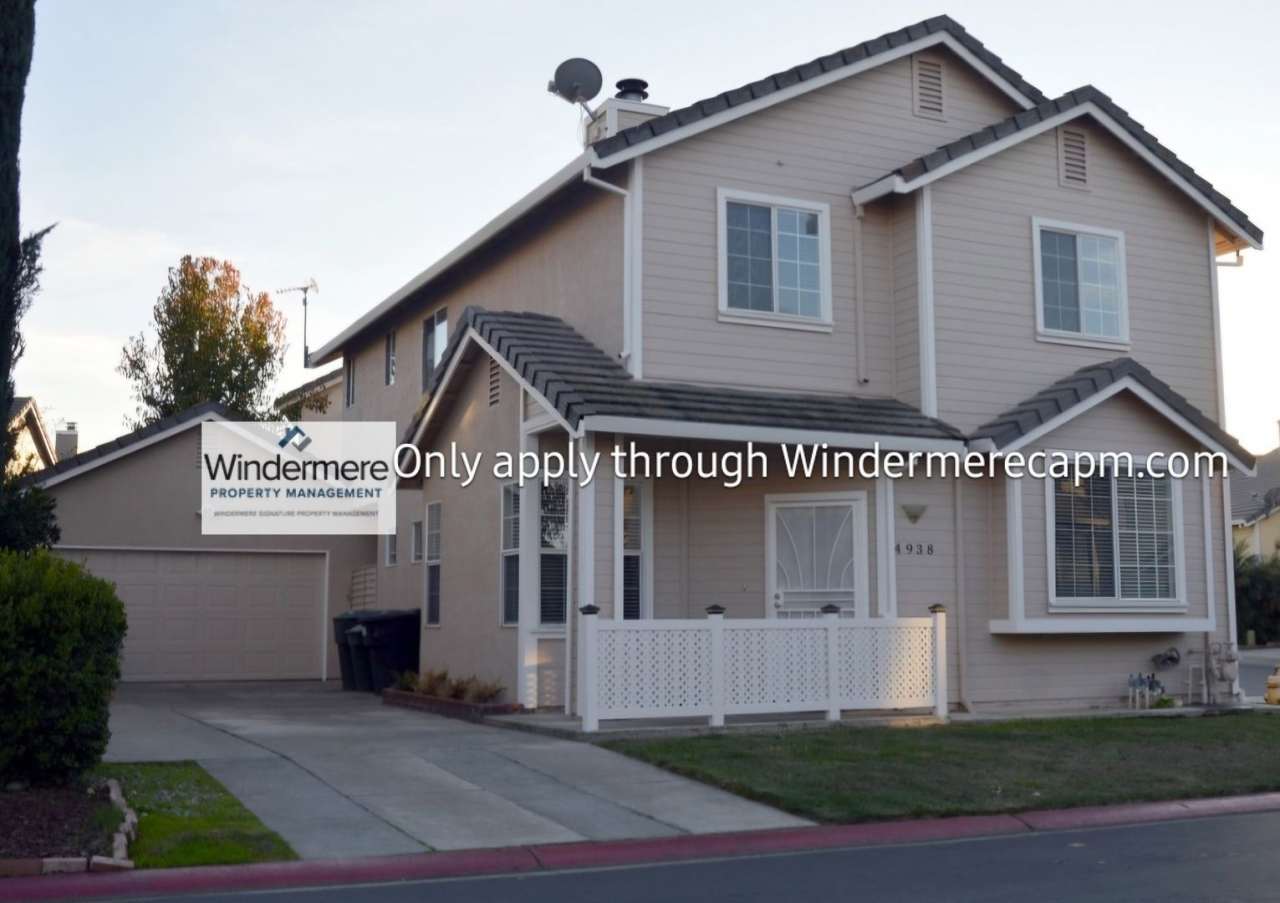 Gated Community 4 Bedroom Home Available Now!