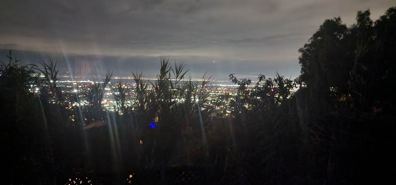 Studio with incredible views of the Bay!