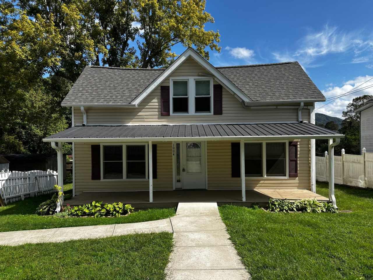 Black Mountain Rental