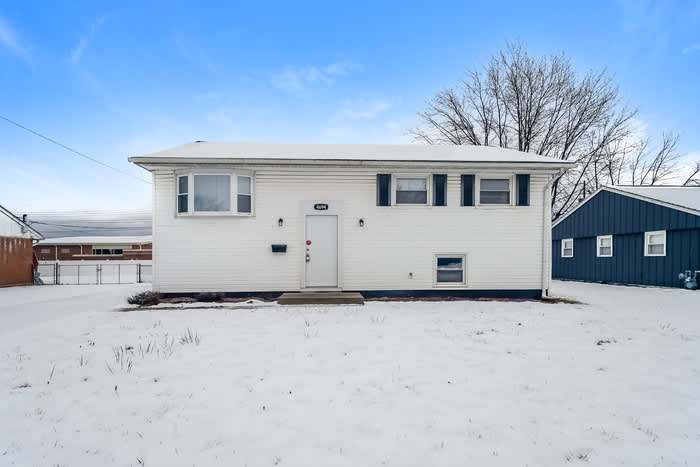 4694 Palmetto Street