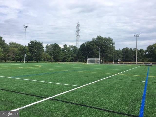 939 BARTON OAKS Place