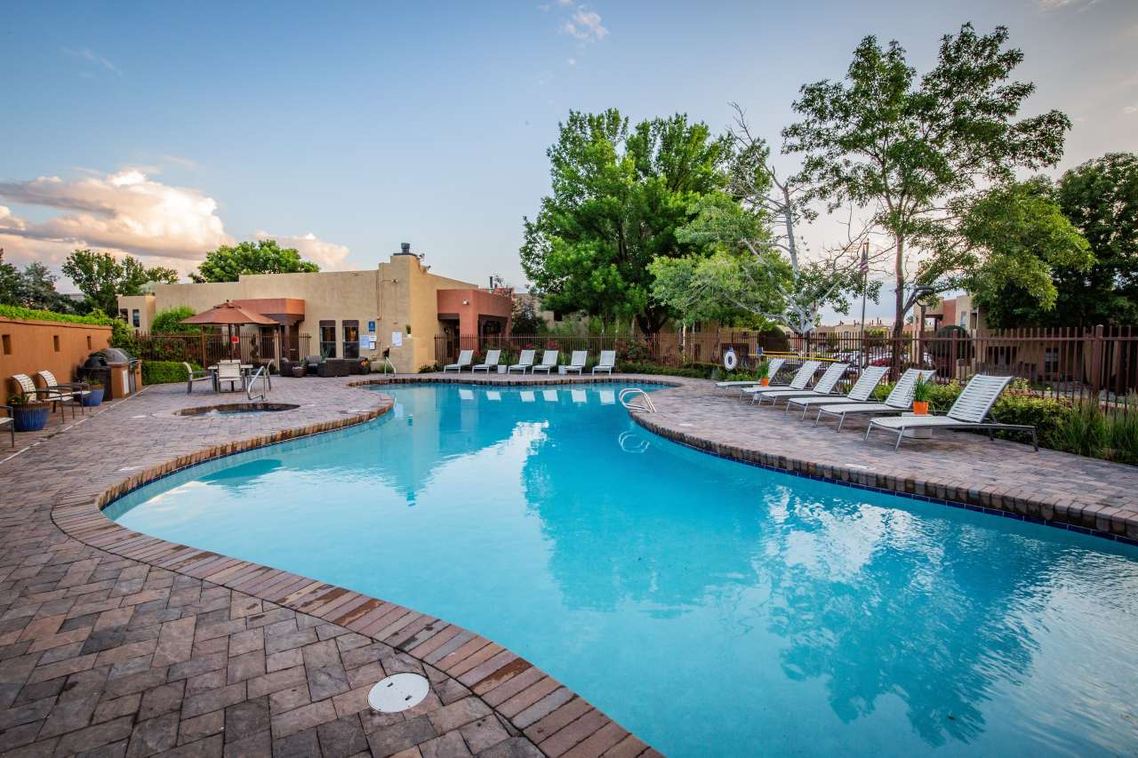 Rancho Carrera Apartments