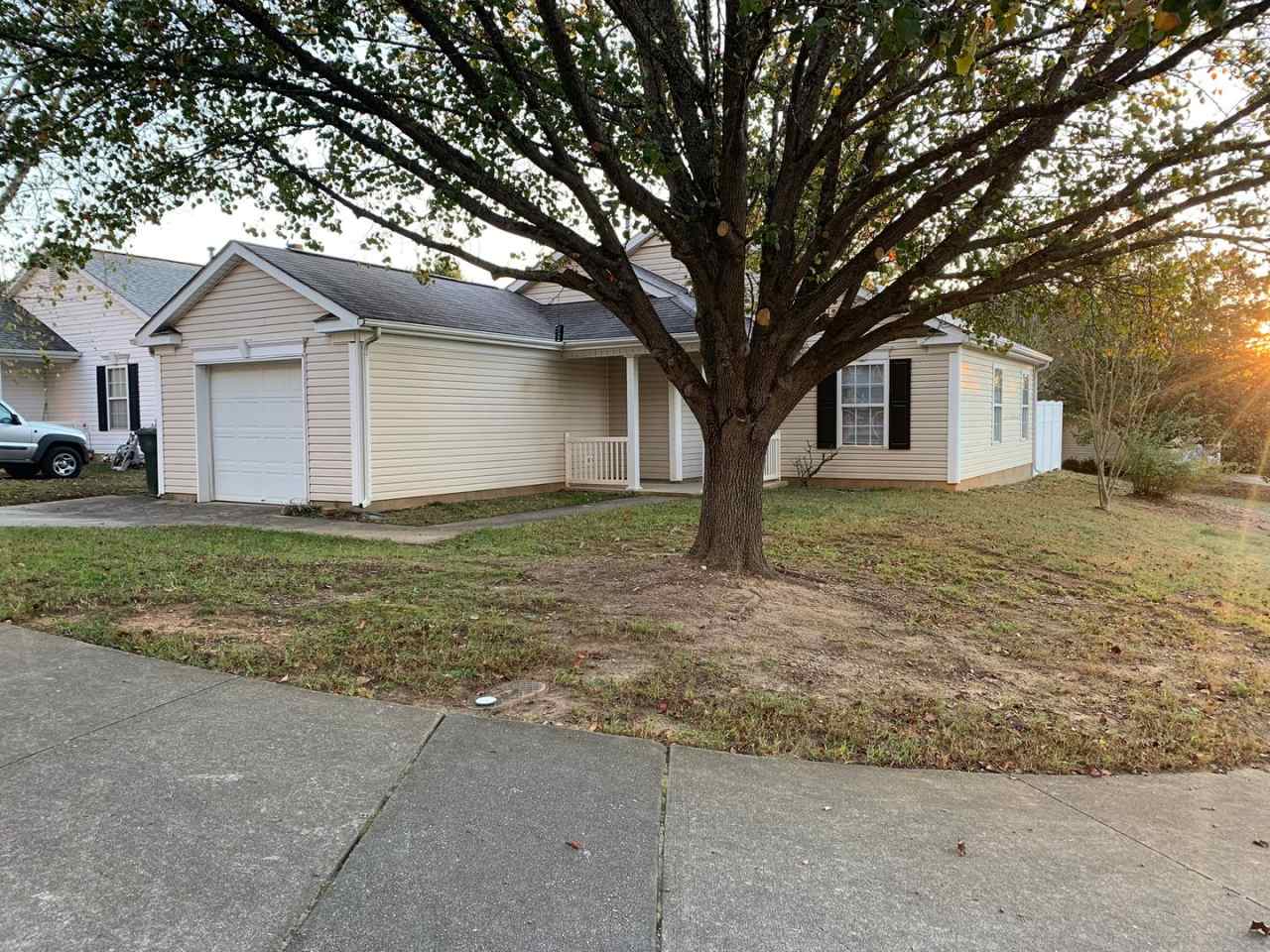 All new laminate flooring~3 bedroom 2 baths ~ small pet with fee ~Home Owner's Assocaite rules  regulations apply but fees included in rent.