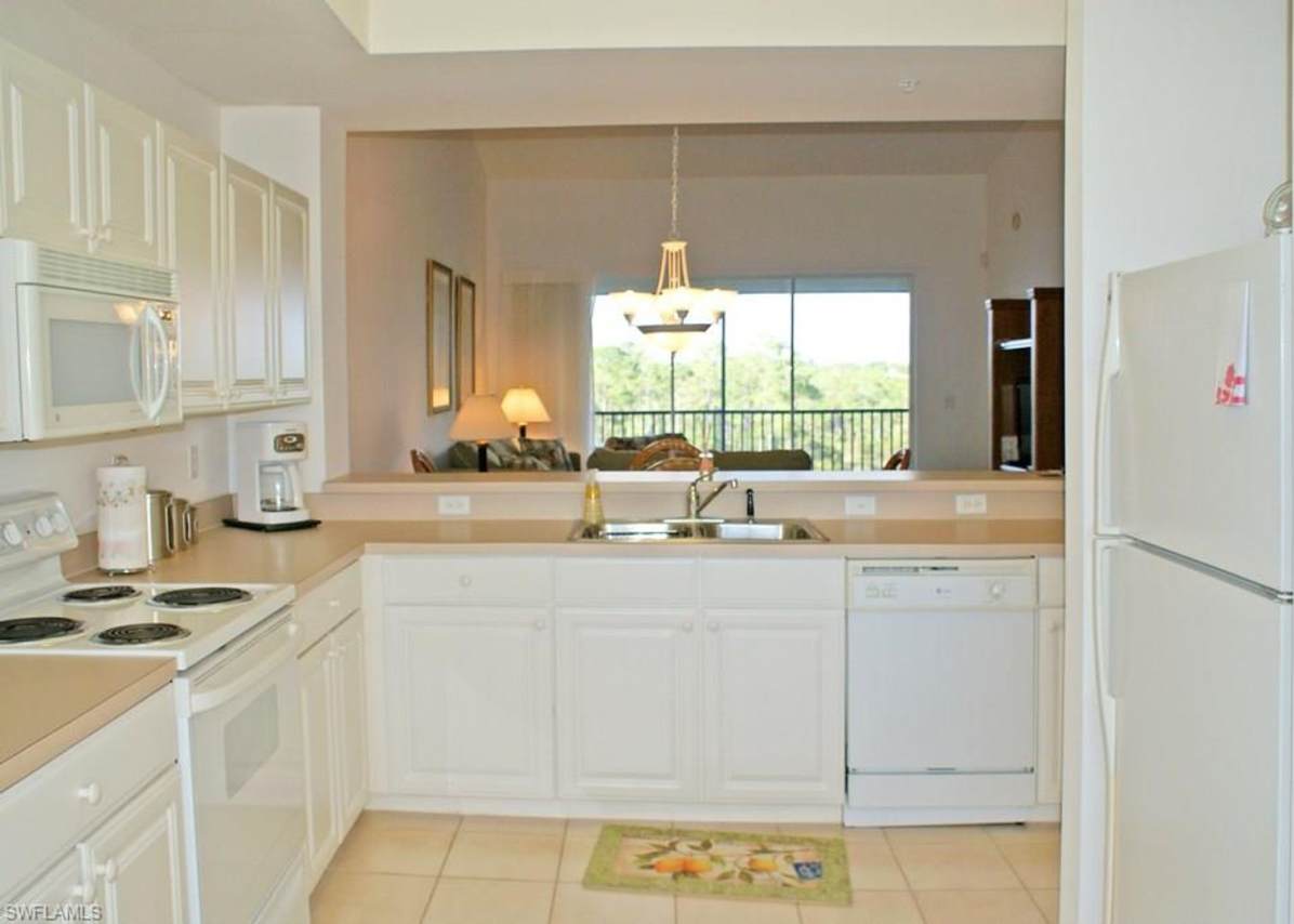 **PELICAN SOUND**2 BEDS 2 BATHS***FURNISHED SEASONAL RENTAL***