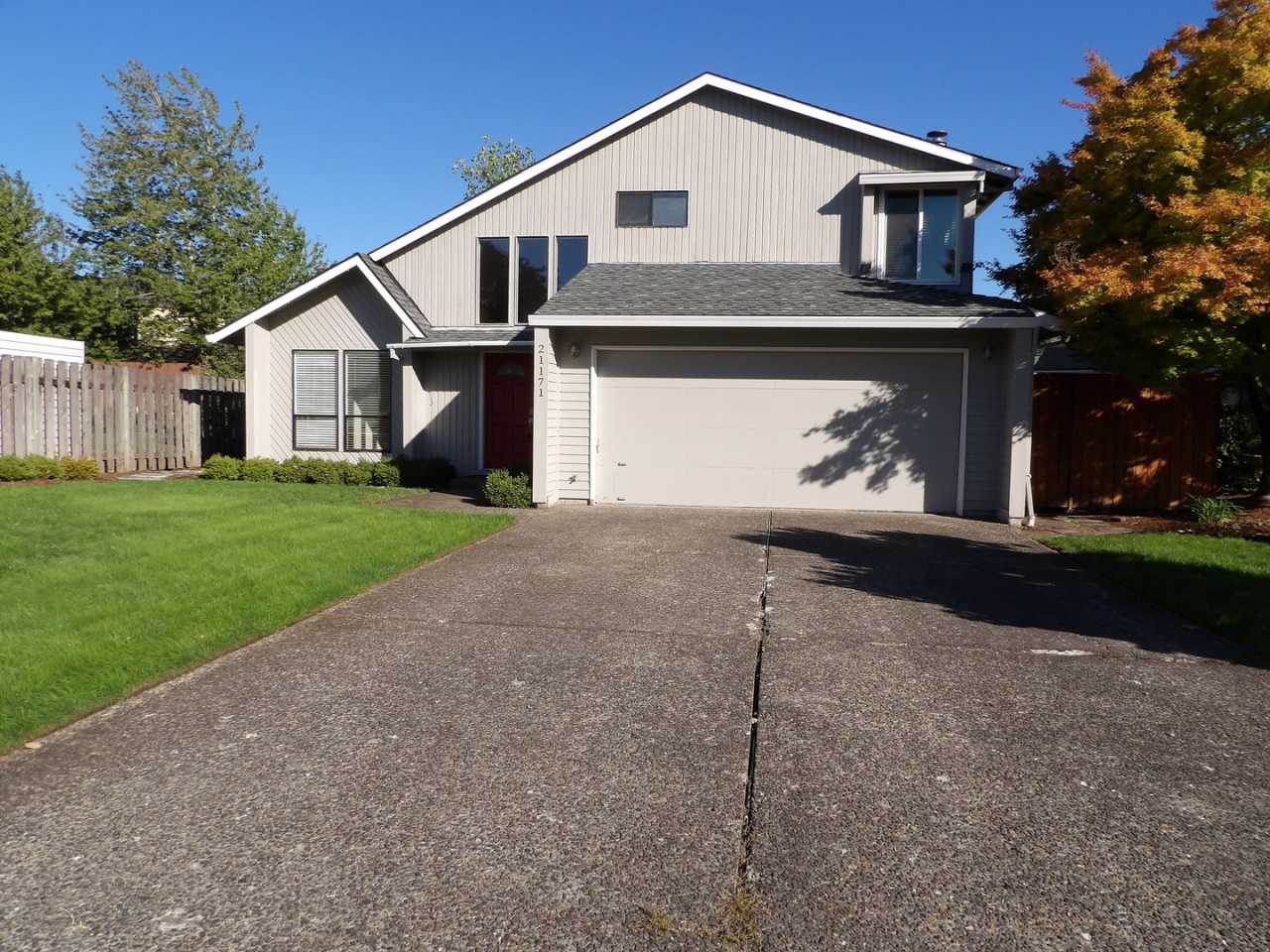 Beautiful home In Wonderful Rock Creek Neighborhood!