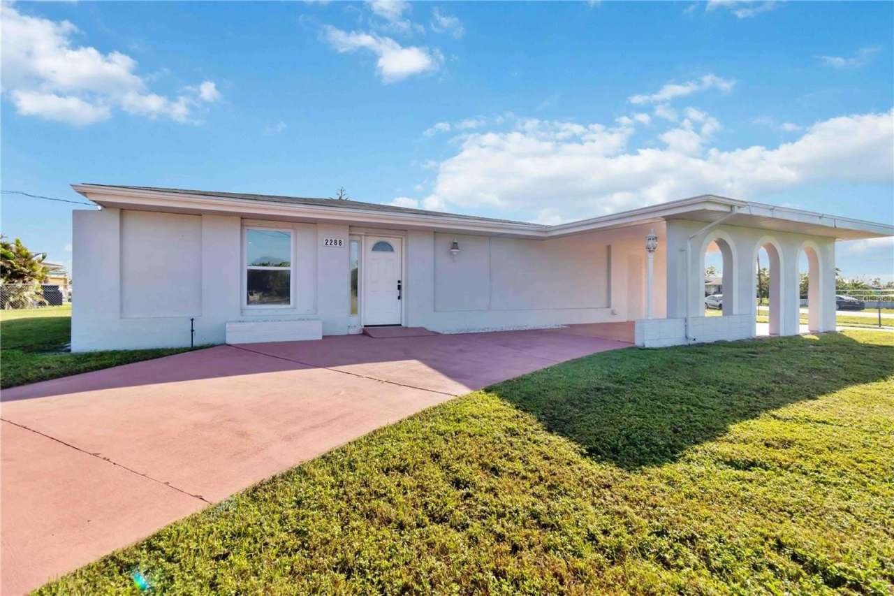 2288 HARBOR BOULEVARD