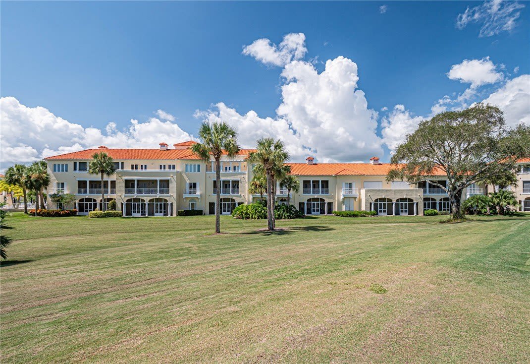 5060 Harmony Circle unit: 105