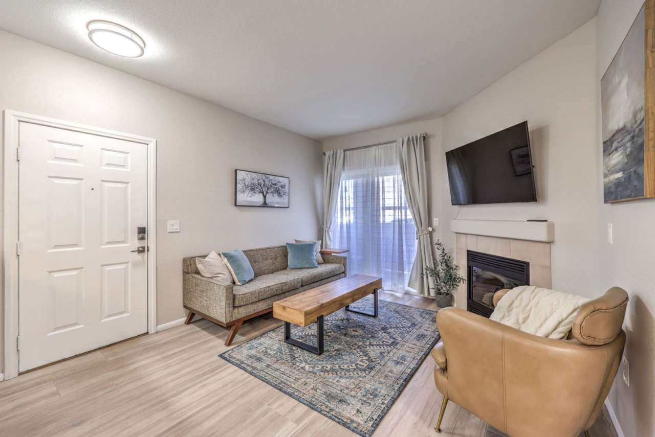 fully furnished, 1 bed, 1 bath condo in gated community