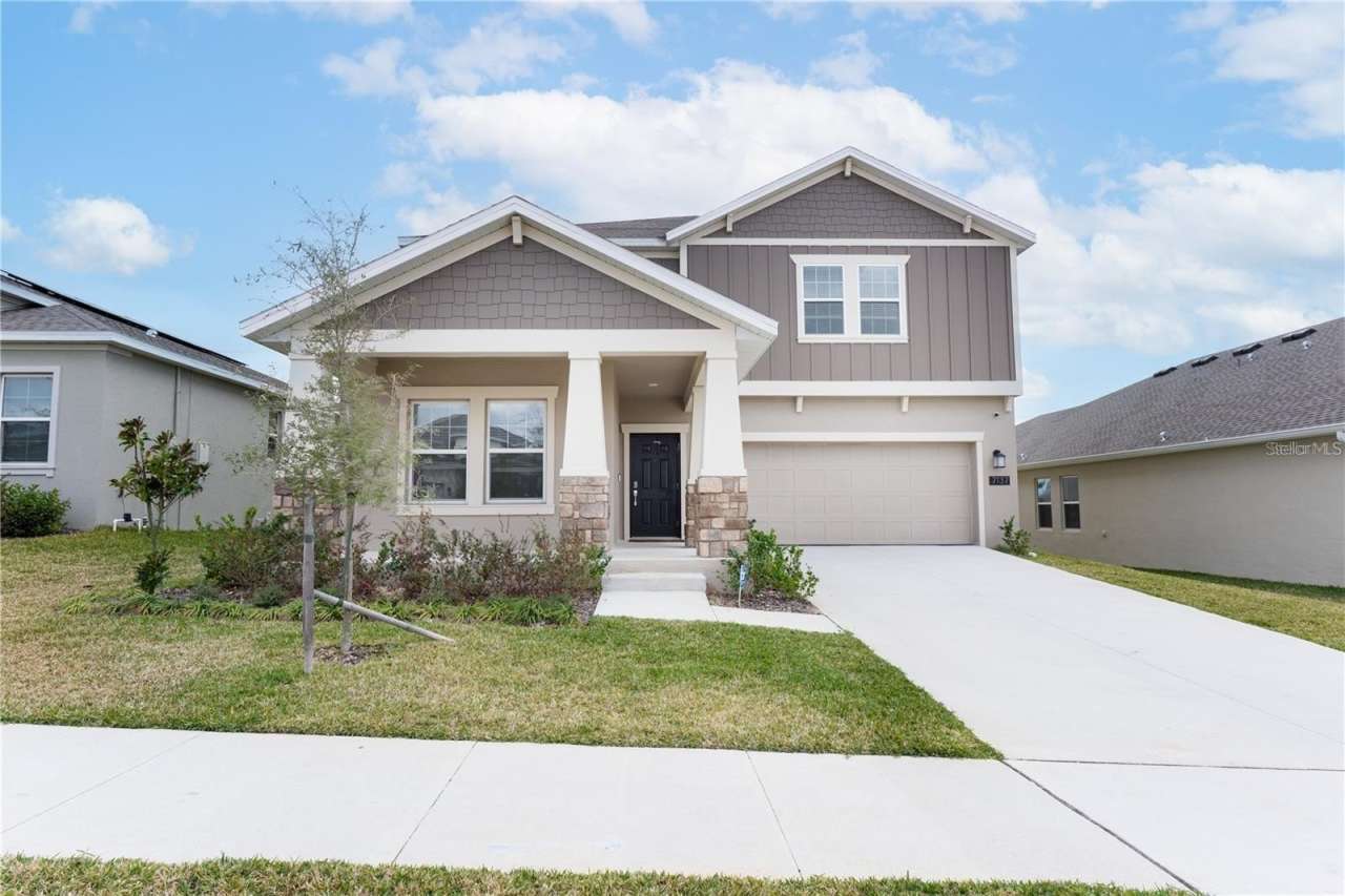 7137 DILLY LAKE AVENUE