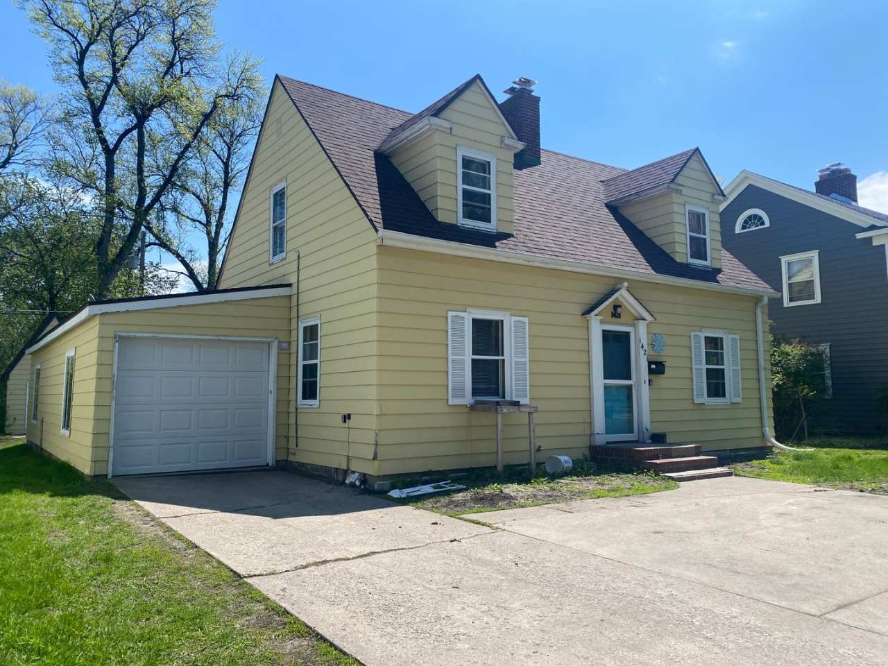 5 bed 1.5 Bath Single Family Home! Near NDSU!
