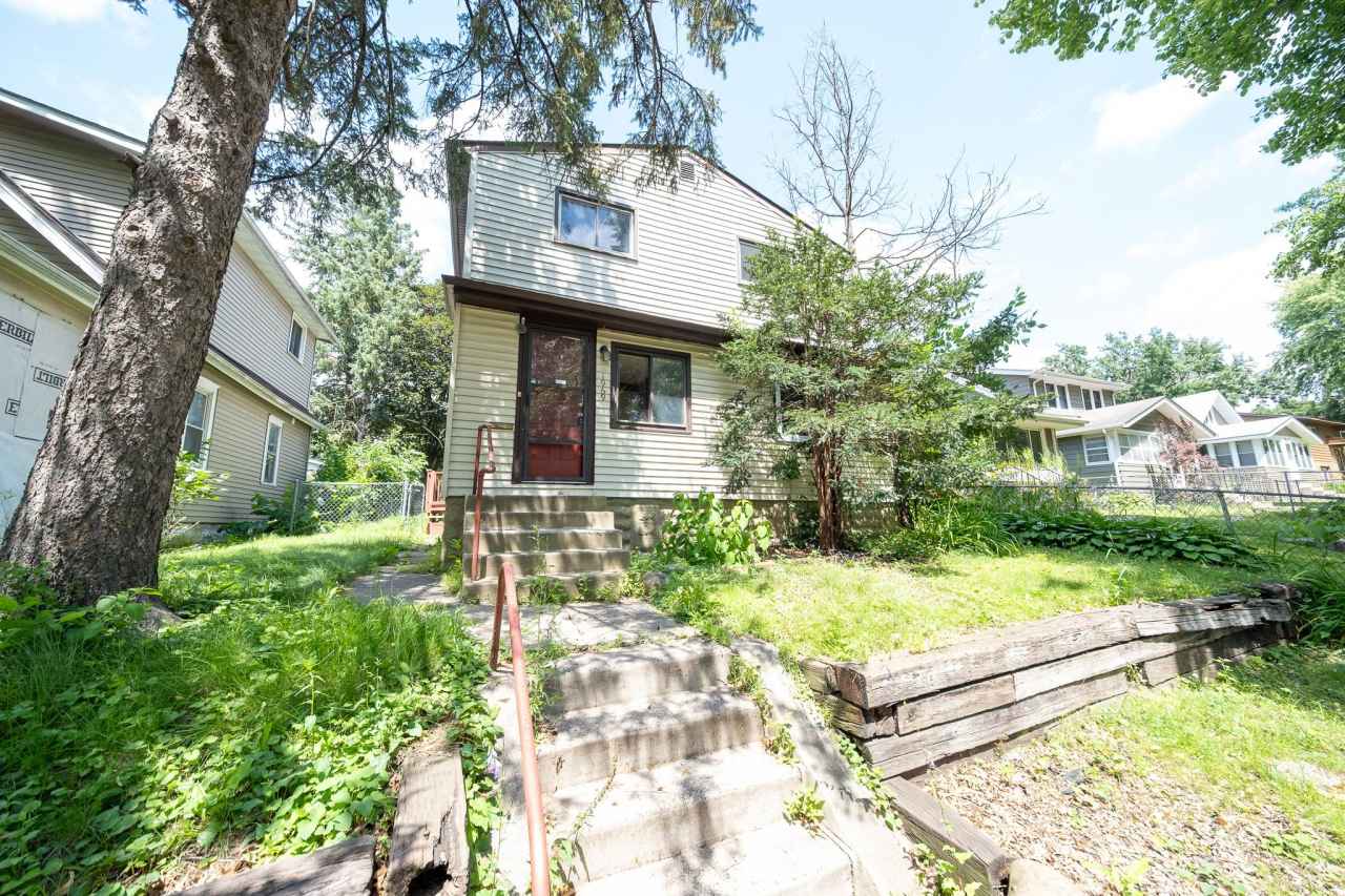 1969 Hyacinth Ave. E.
