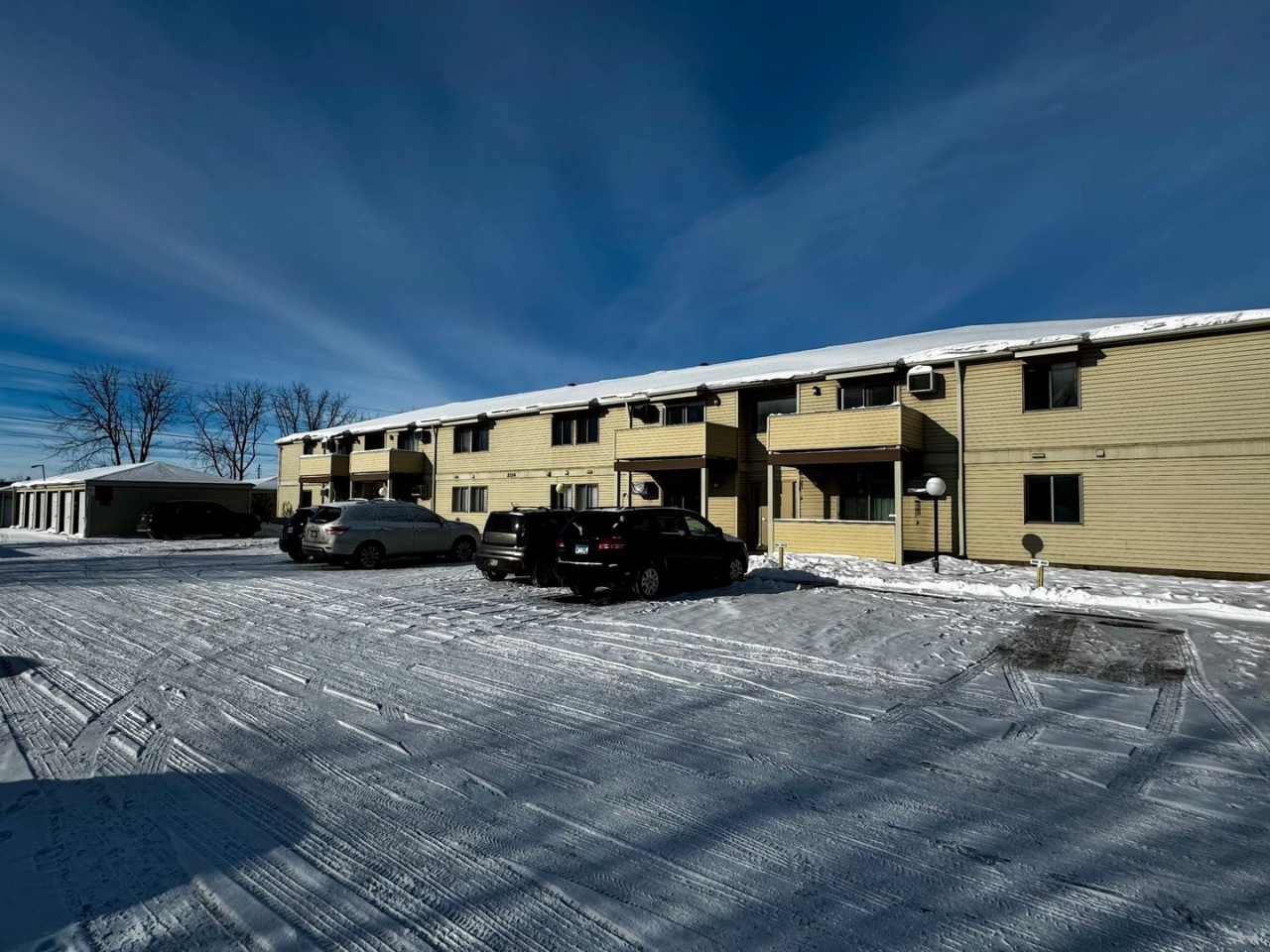 Move in as early as December 19, 2025 No Monthly Pet Rent! NW Rochester Mn Condo 2 bedroom, 1.5 bathrooms, Cats Welcome! No dogs. This property does not participate in Section 8
