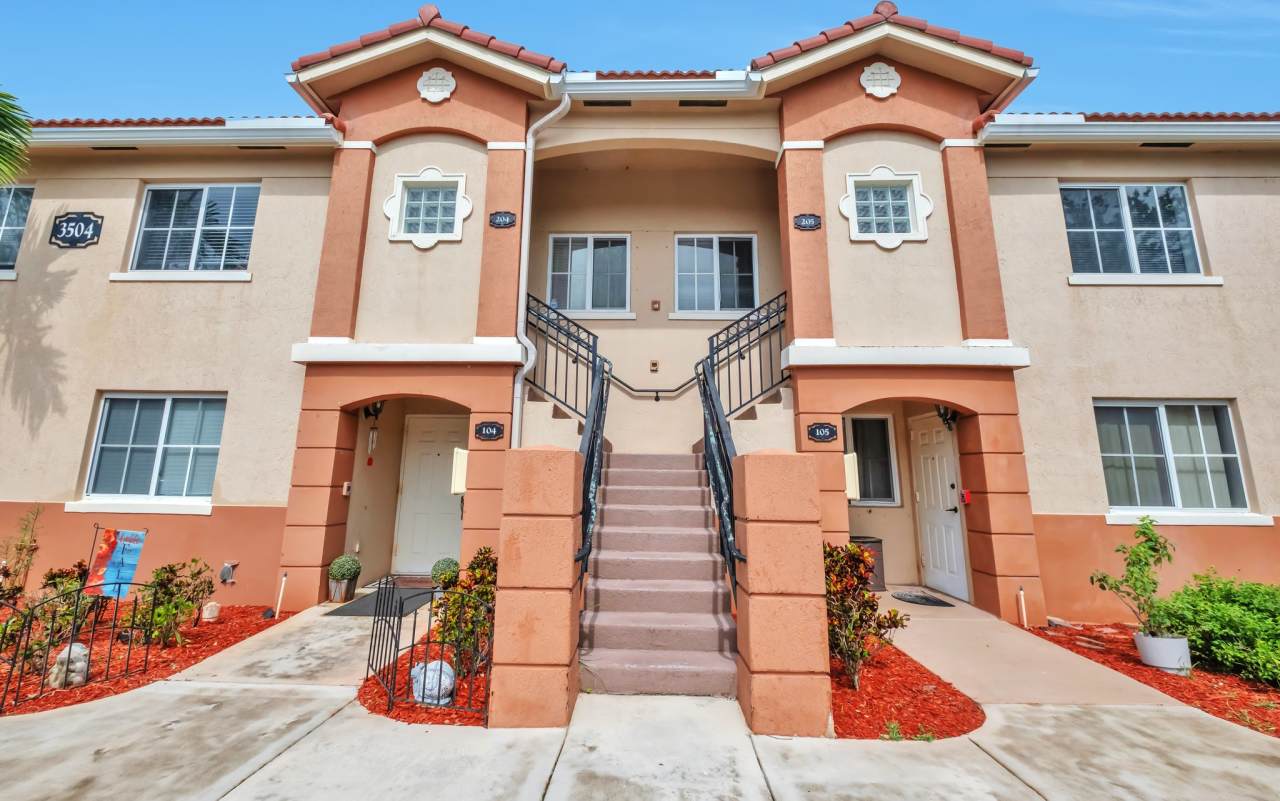 3504 Briar Bay Blvd Apt 205