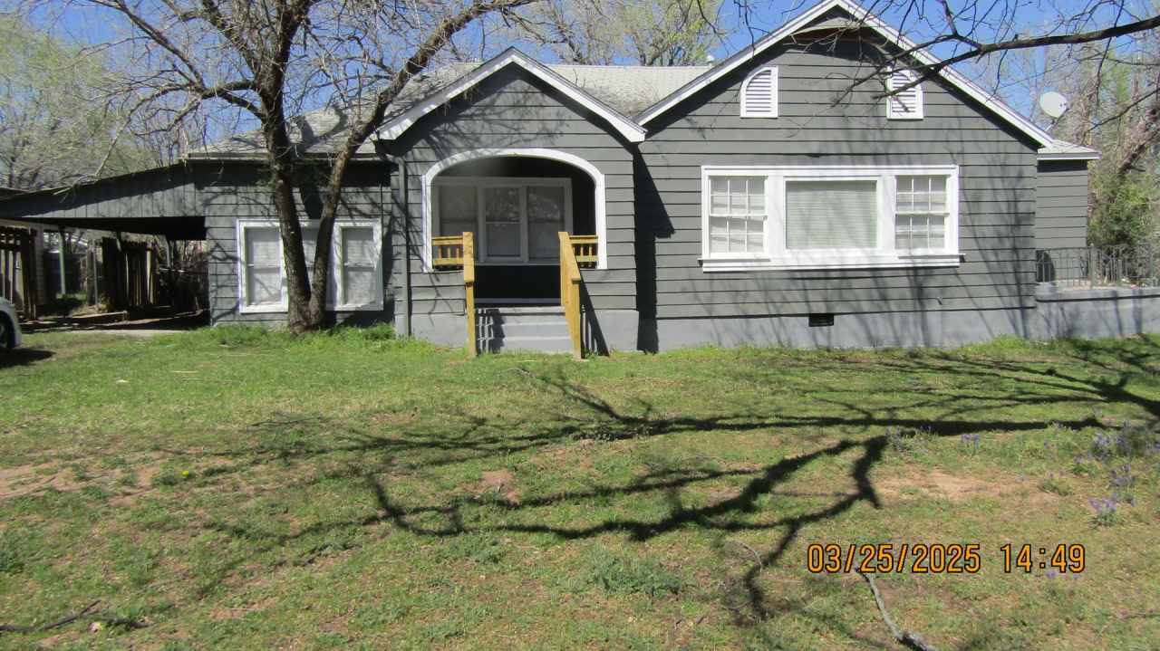 Newly renovated spacious cottage in Mountain View Subdivision!