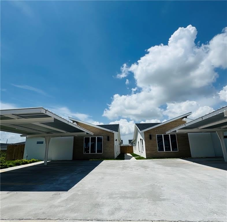 2108 E Viviana Street