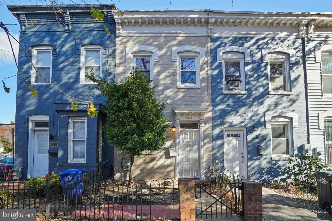 1613 5TH Street NW