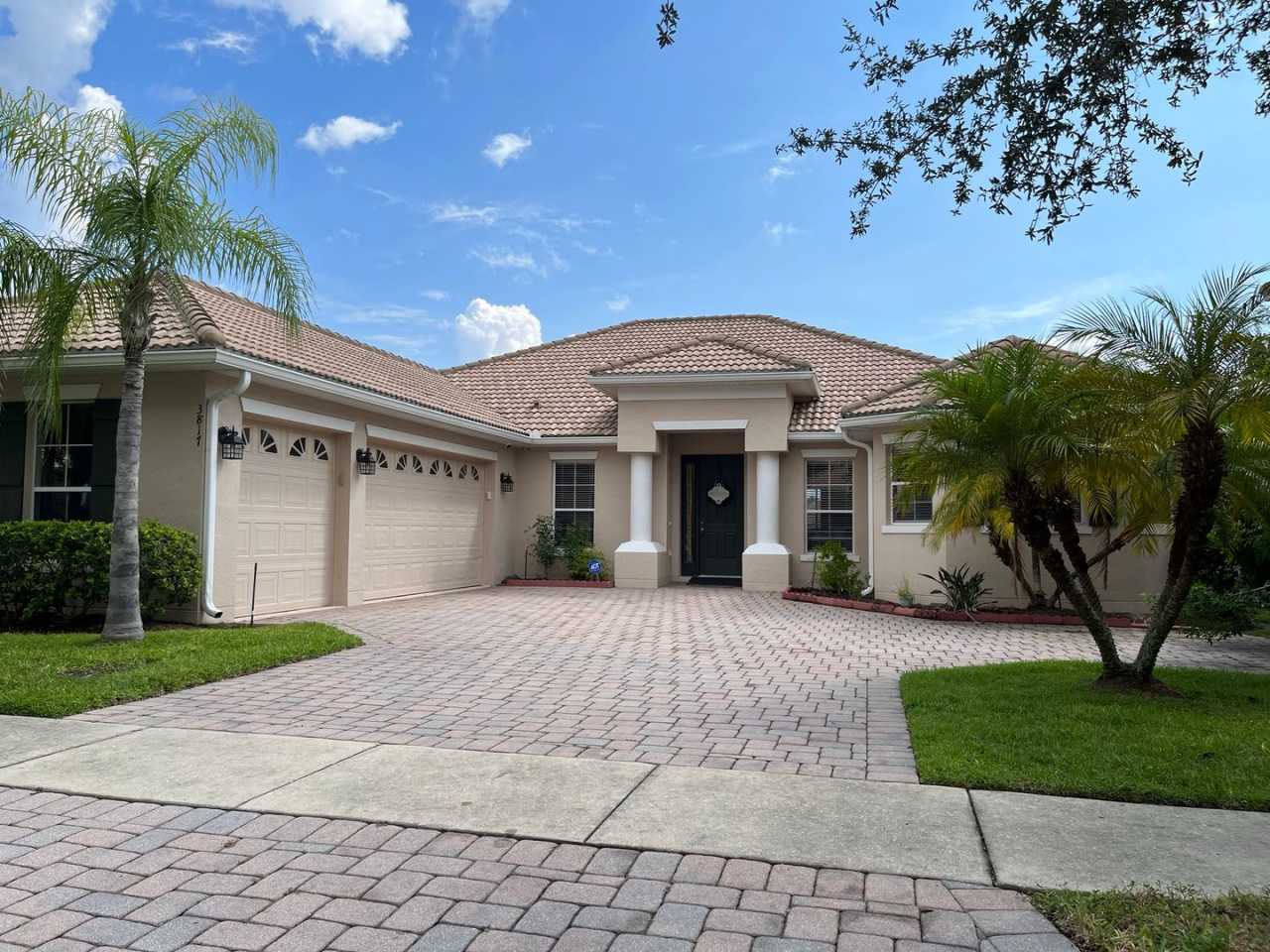 4/3 Kissimmee Home in Bellalago for Rent!