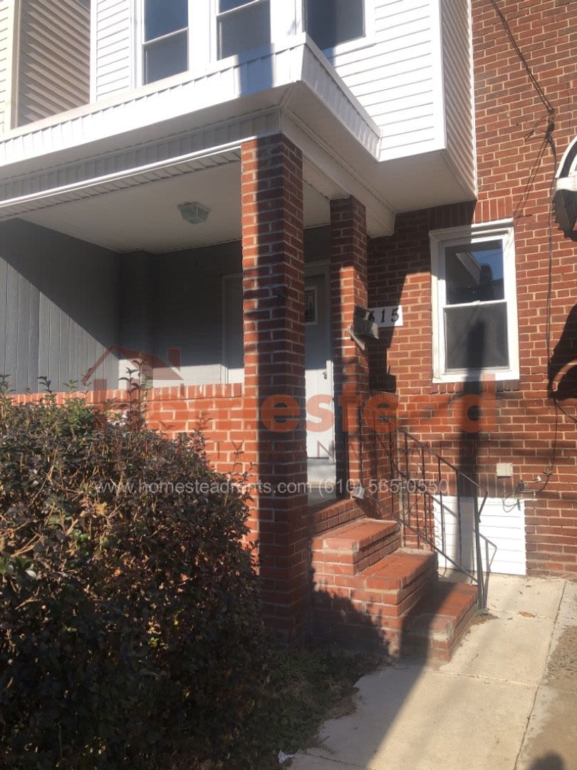 3 BEDROOM HOME FOR RENT!