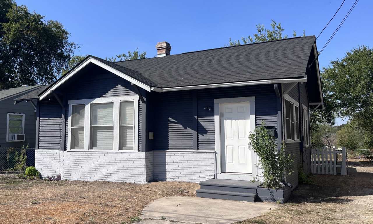 Updated Vintage Vibes Just Minutes from Downtown!