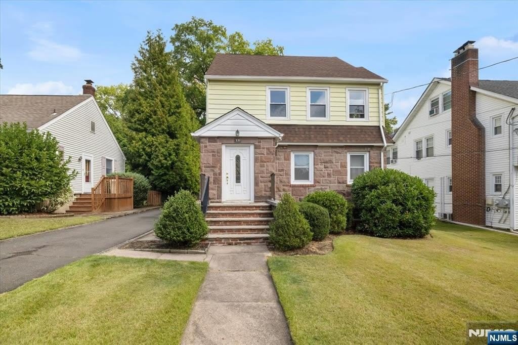 331 Gilbert Street 1st Floor