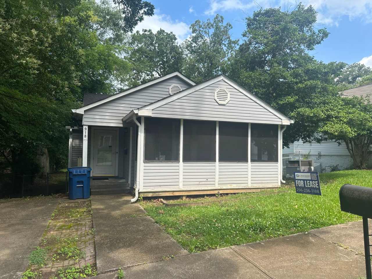 918 Isabell Avenue, Anniston