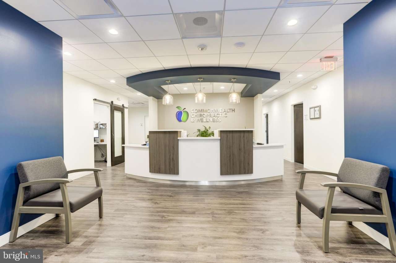 11495 SUNSET HILLS Road unit: Sublease