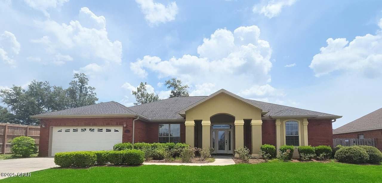 3401 Hillcrest Drive