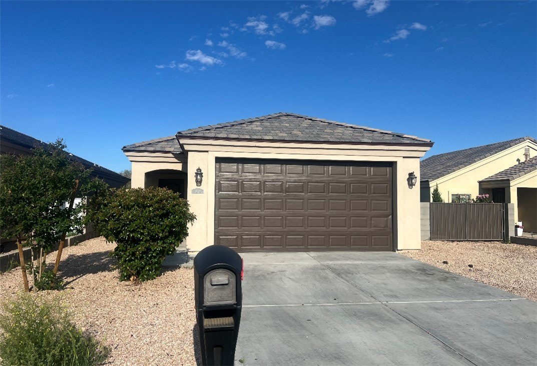 3645 N Lomita Street