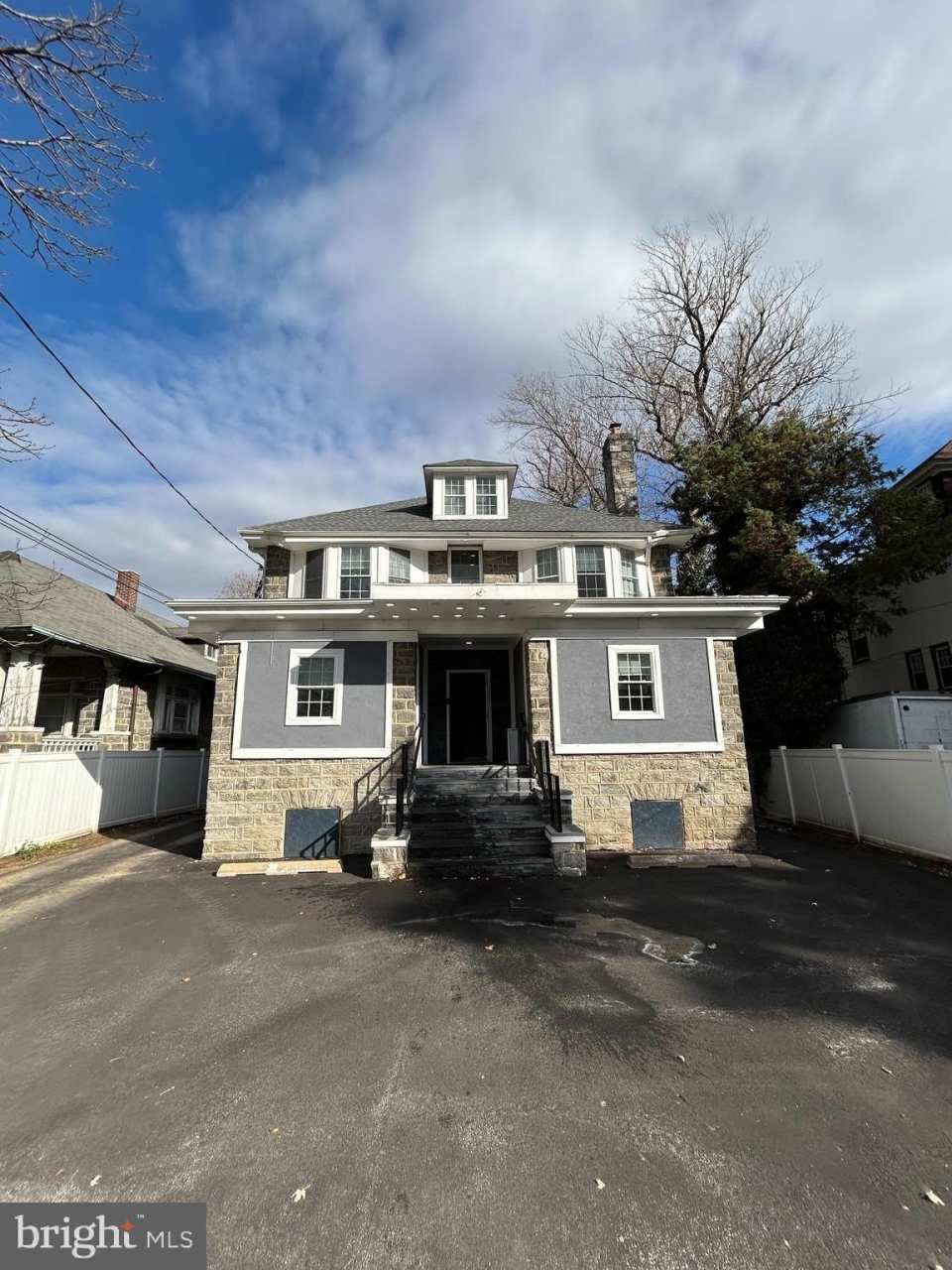 2417 N 54TH Street unit: E