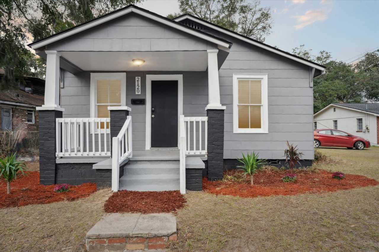 Large 3BR/1BA East Savannah House For Rent