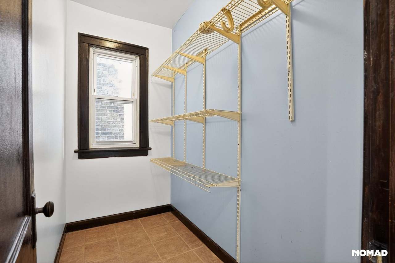 Spacious 5BR House in Chicago